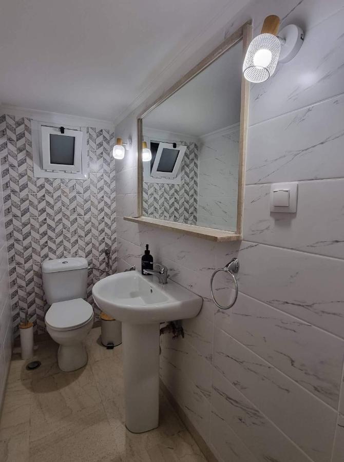 Center Point Thessalonikiアパートメント エクステリア 写真